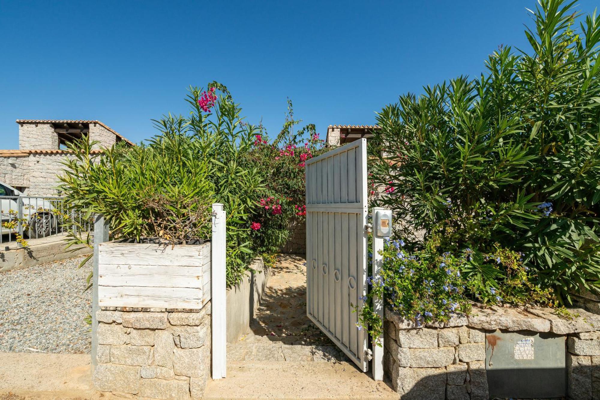Villa Bouganville Cala Sinzias Castiadas Extérieur photo